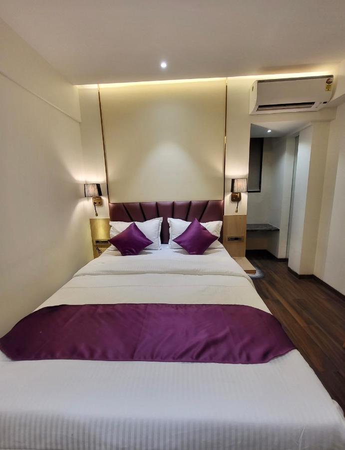 Hotel Vishal Hall Mumbai Exterior foto