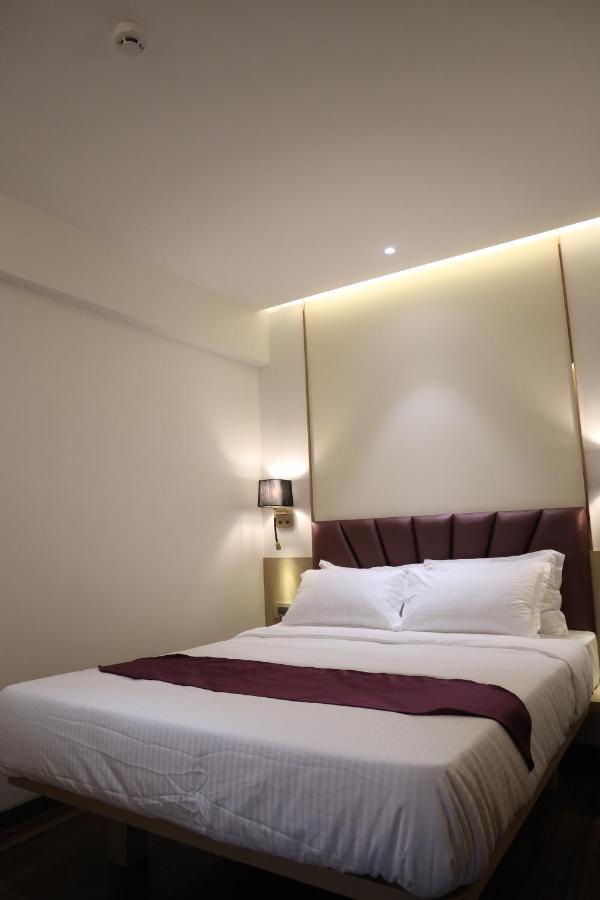 Hotel Vishal Hall Mumbai Exterior foto